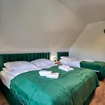 Apartment Goralska Strefa & *