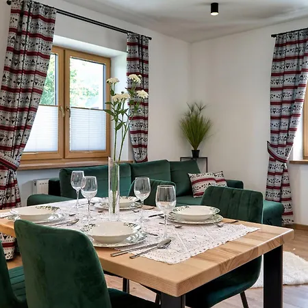 Goralska Strefa & Апартаменты Косцелиско