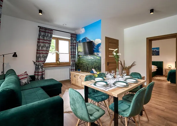 Goralska Strefa & 아파트 *