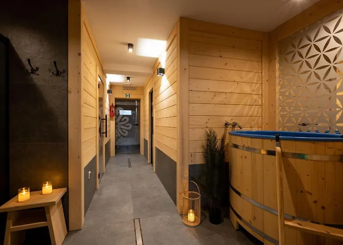 Goralska Strefa & 考斯赛力克